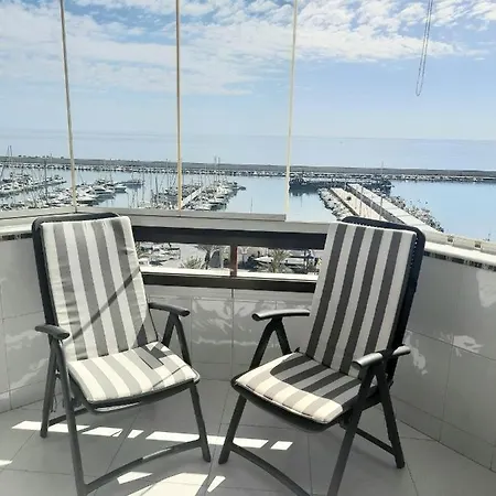 On The Harbor, First Line With Beautiful Sea View In 4 Star Apartment