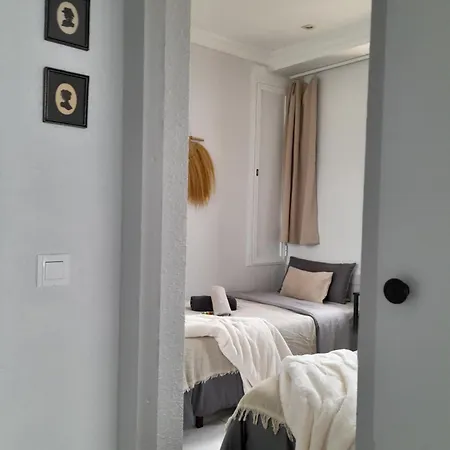 Apartment On The Harbor, First Line With Beautiful Sea View In 4 Star *