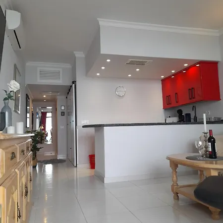 Apartment On The Harbor, First Line With Beautiful Sea View In 4 Star Fuengirola