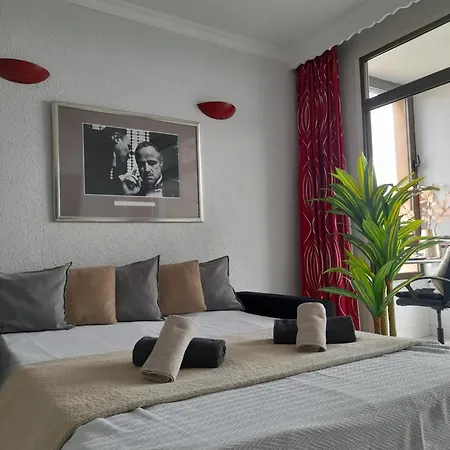 Lejlighed On The Harbor, First Line With Beautiful Sea View In 4 Star Fuengirola