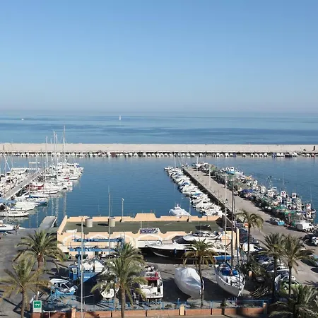 On The Harbor, First Line With Beautiful Sea View In 4 Star Lejlighed *