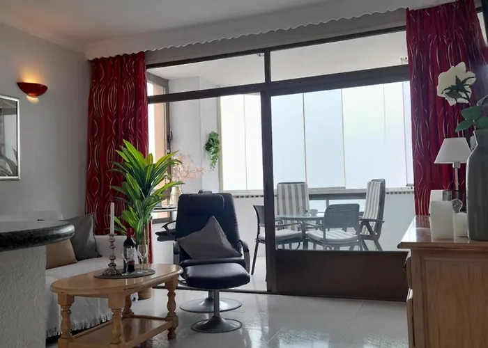 Apartamento On The Harbor, First Line With Beautiful Sea View In 4 Star